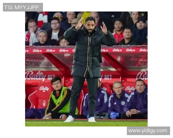 曼联最强右路也藏软肋，阿莫林供认一问题！被对手使用恐成互捅局